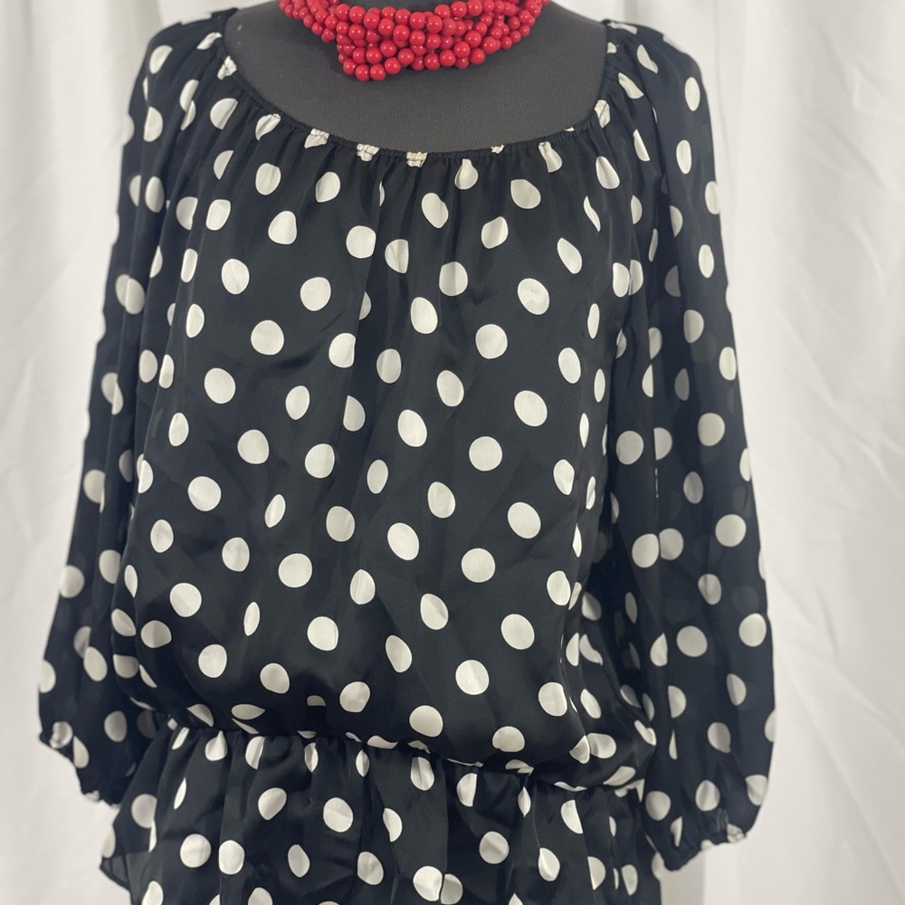 Vince Camuto Black white polka dot peplum top MED